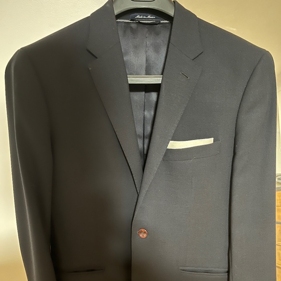 Land’s End Navy Blazer - Picture 2 of 5